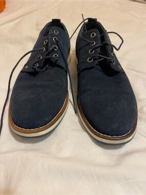 Men's Navy Chukka Lace-Up Boots
